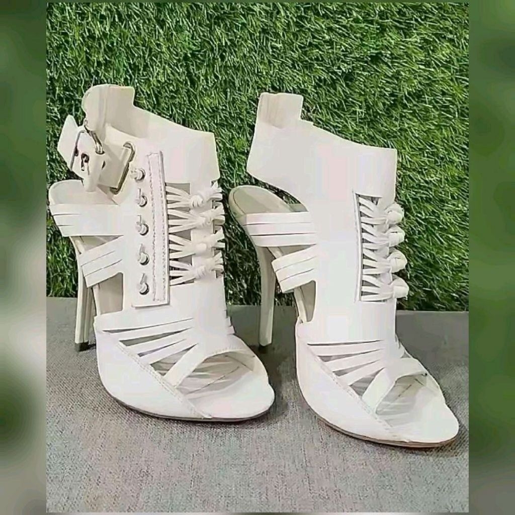 Murah boss ku.. GIVENCHY gladiator shoes authentic sepatu original wanita asli