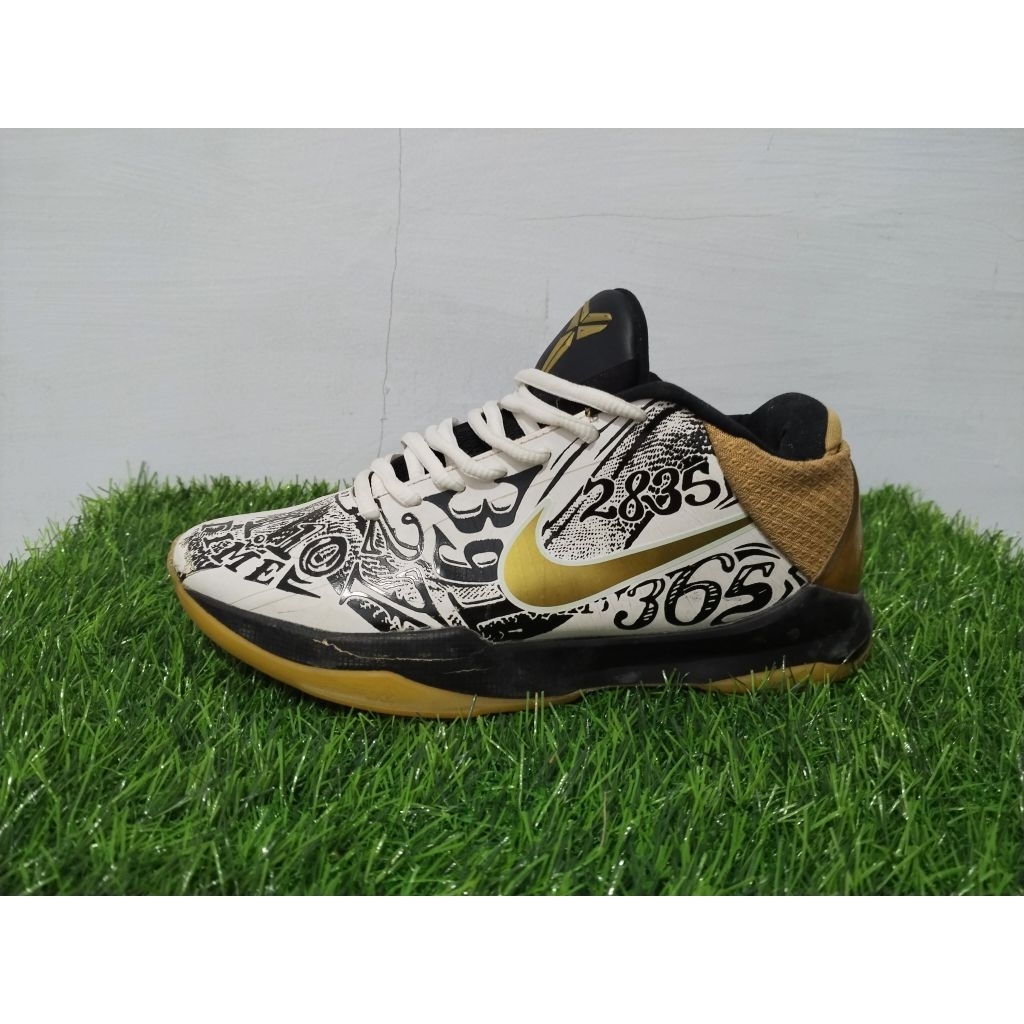 Nike Kobe 5 Proto Big Stage/Parade Size 41
