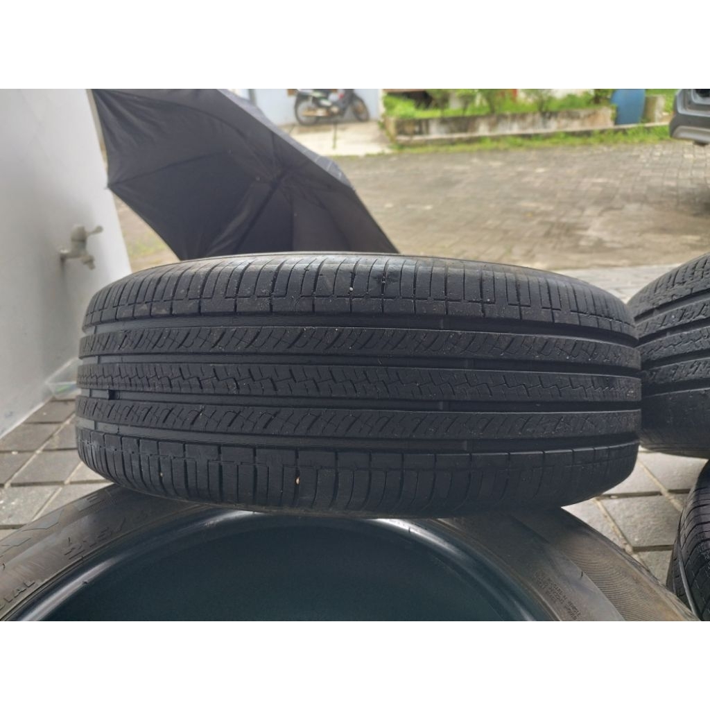 GT Radial - Savero SUV - 215 65 R 16