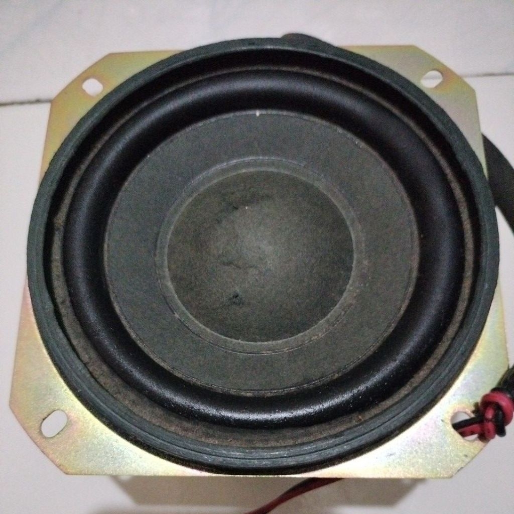 Speaker sony 4 inch