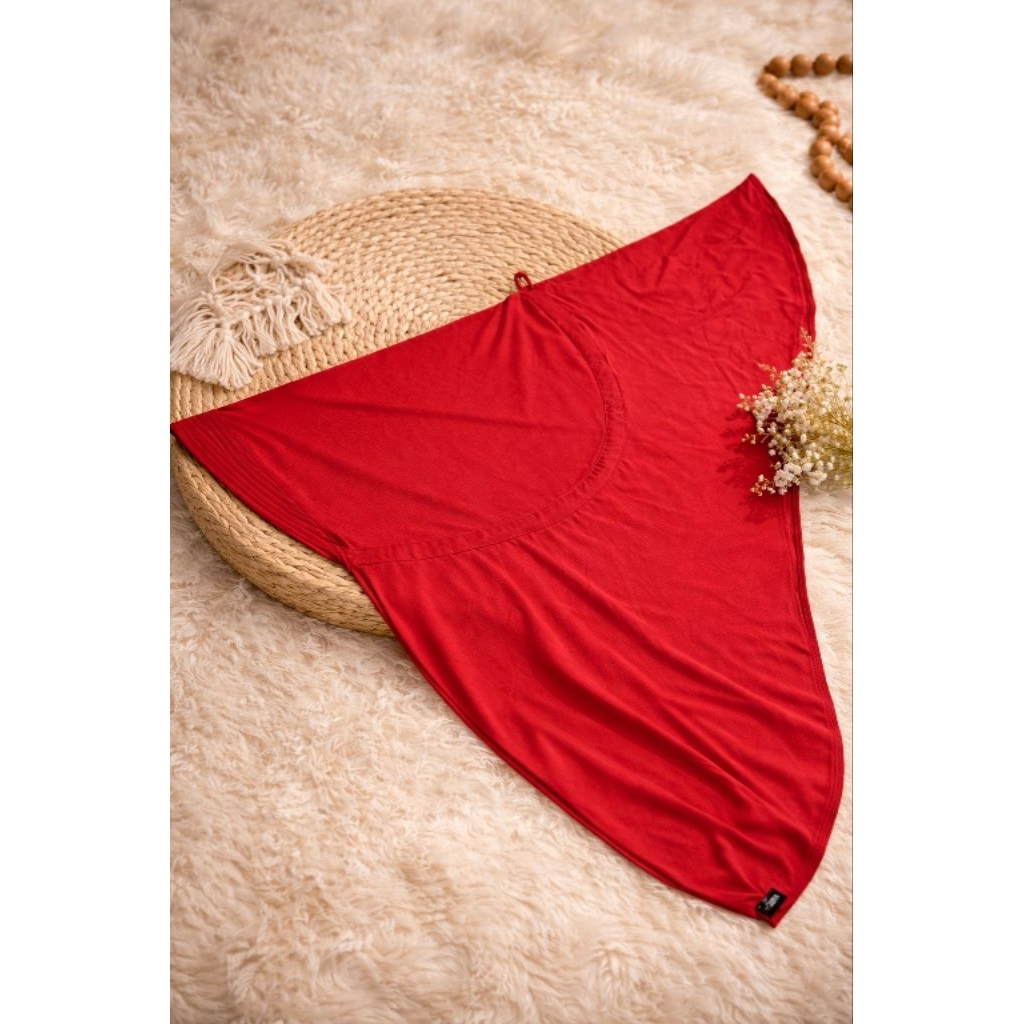 hijab instan Zoya Maroon - Preloved