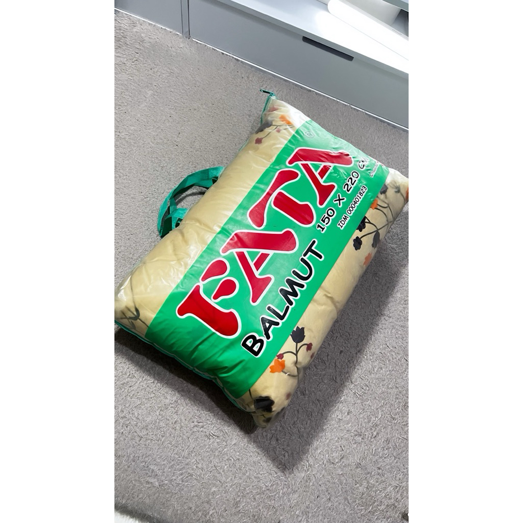 PRELOVED LIKE NEW BALMUT (BANTAL SELIMUT) FATA 150x220 89K SAJA