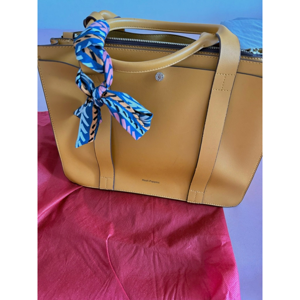 Preloved Tas Hush Puppies Original