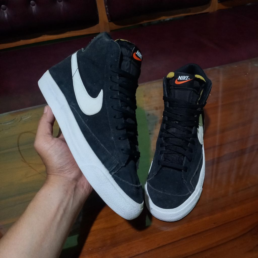NIKE BLAZER MID '77 SUEDE SEPATU SECOND BRANDED SNEAKER PRIA WANITA