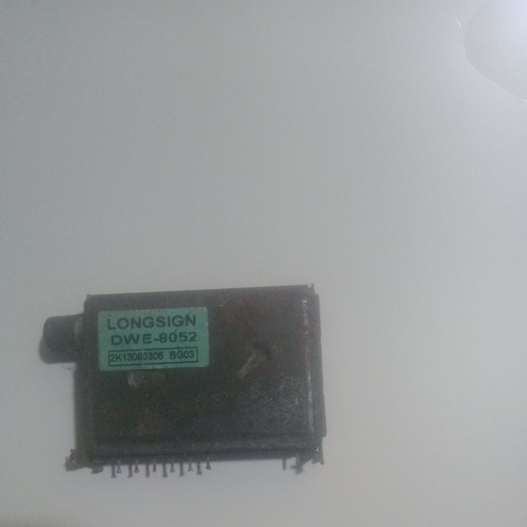 Tuner tv tabung copotan merk LONGSIGN tipe DWE8052