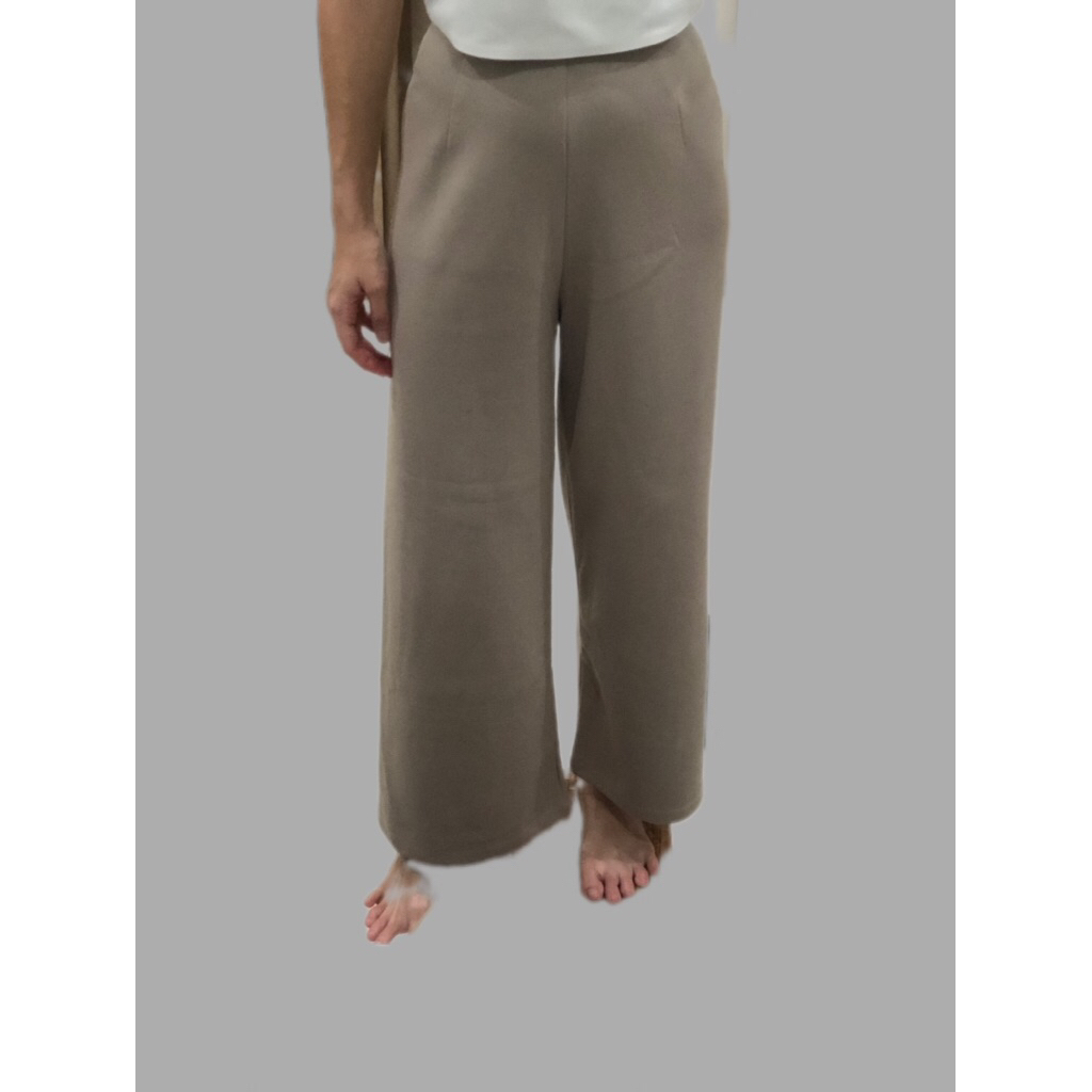 PRELOVED CELANA KULOT WARNA KHAKI