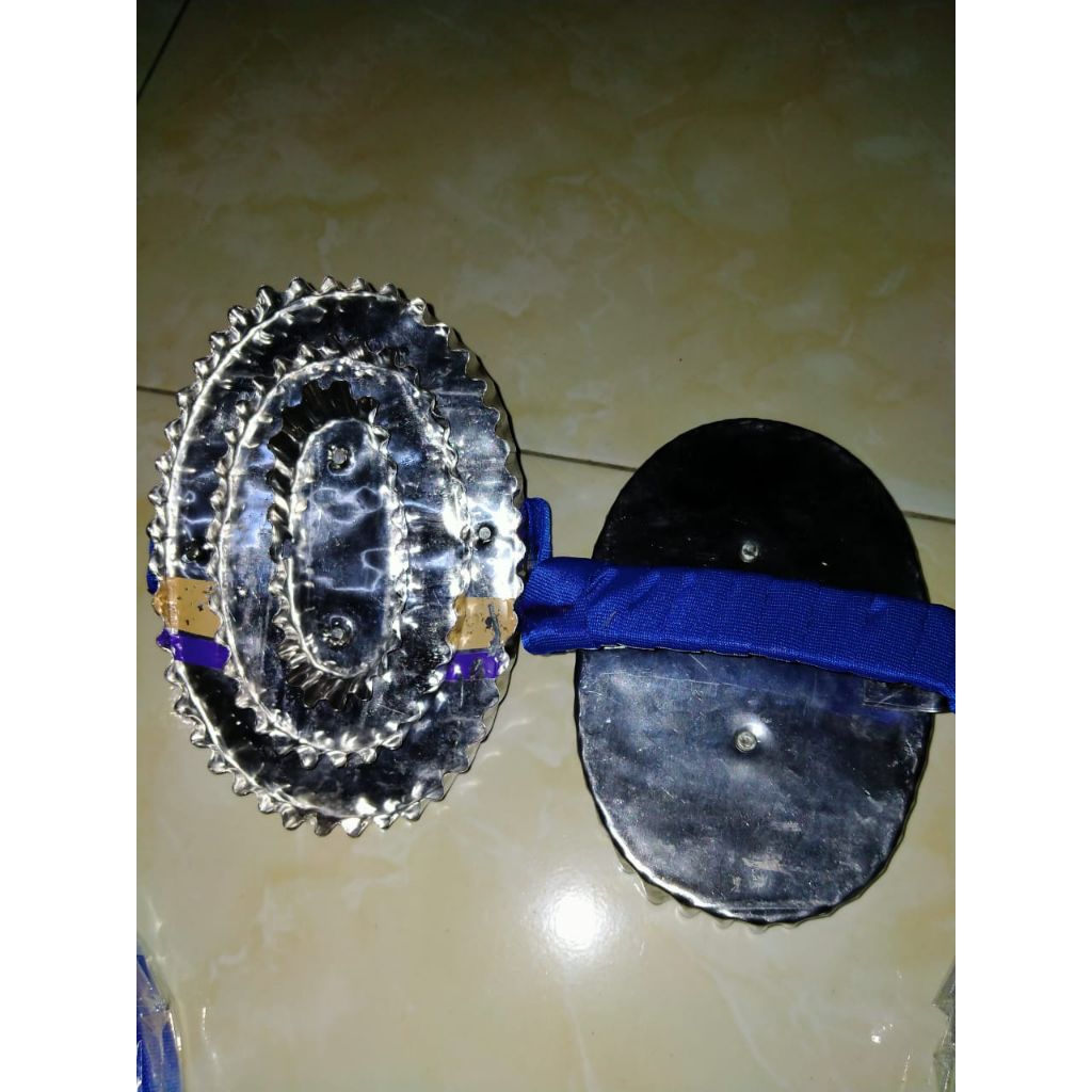 Roskam Stenless (Penggosok bulu kuda dan sapi)