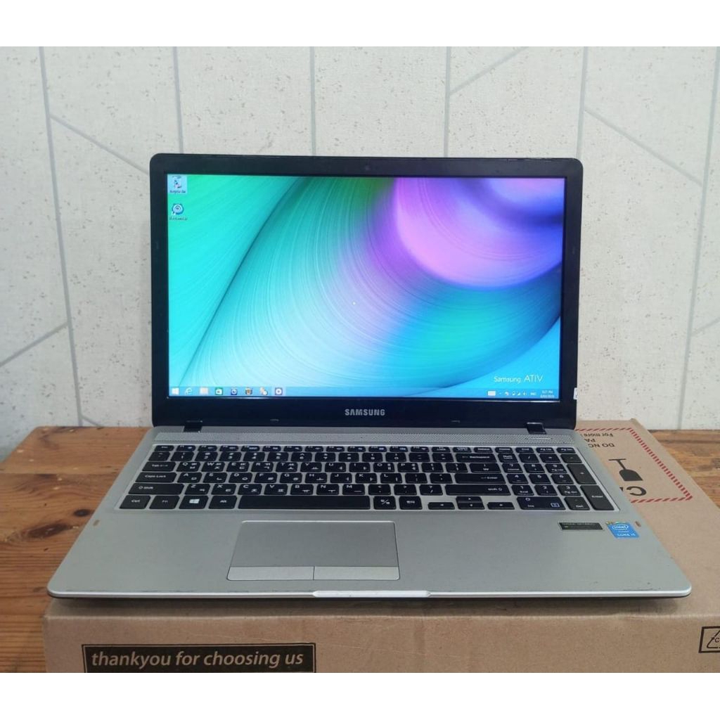 Laptop Samsung 500R5K, Core i5-5200U Ram 8Gb SSD 128Gb Vga Nvidia GeForce 840M 2Gb