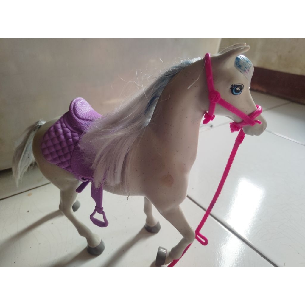kuda Barbie mattel