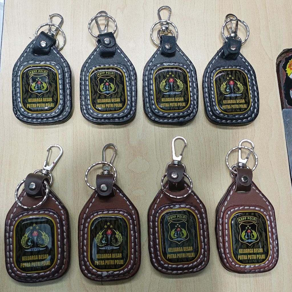 gantungan kunci logo kbpp polri premium