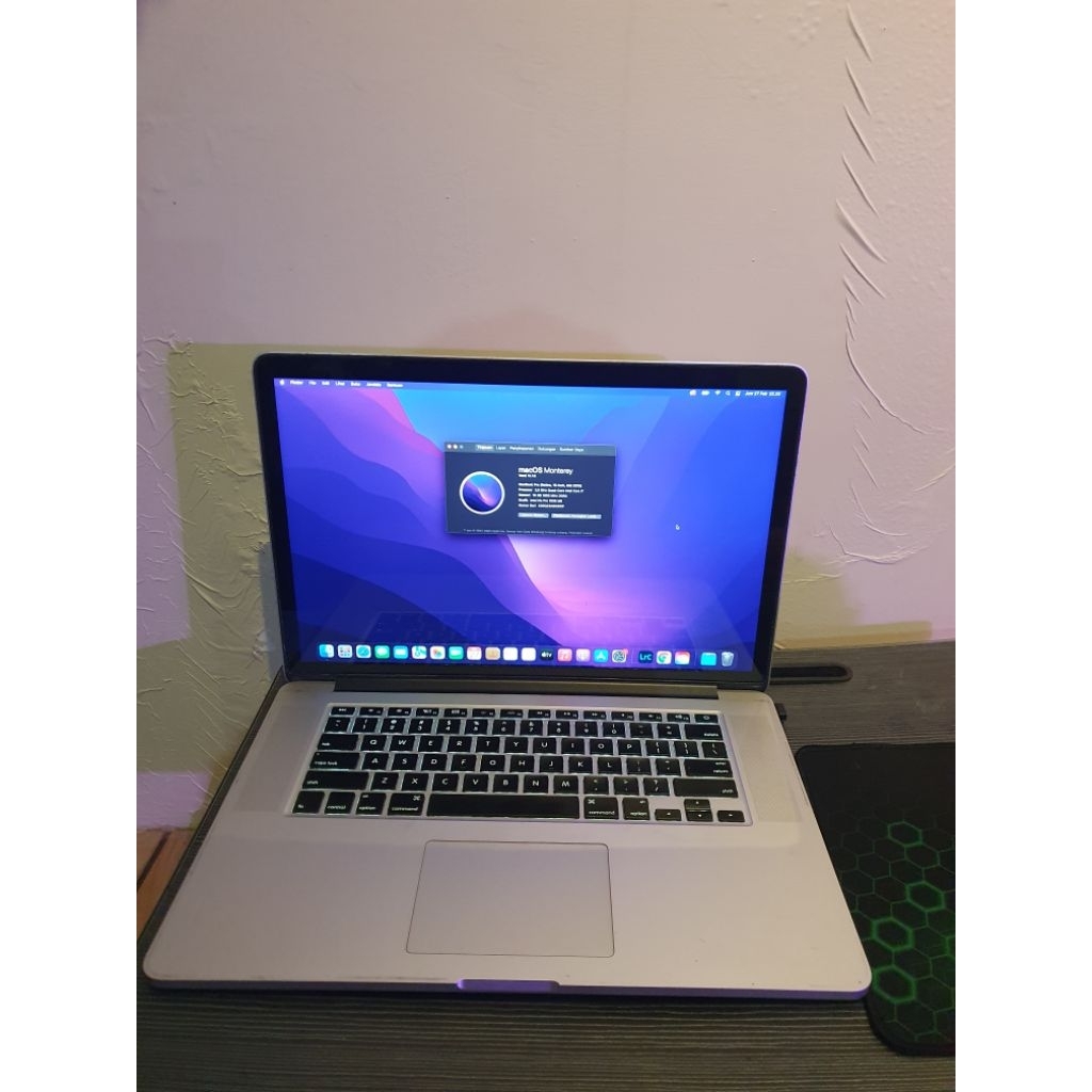 Macbook pro 15inch 2015