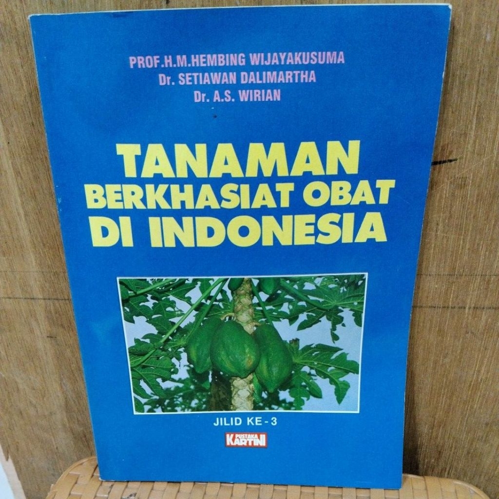 BUKU BEKAS ORIGINAL KONDISI MULUS(TANAMAN BERKHASIAT OBAT DI INDONESIA/H.M.HEMBING WIJAYAKUSUMA