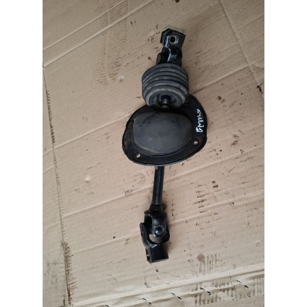 joint stir sambungan as stir kemudi mitsubishi Eterna 89-93