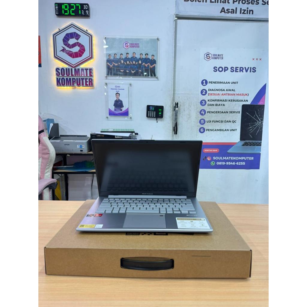 Laptop Asus Vivobook Ryzen 5