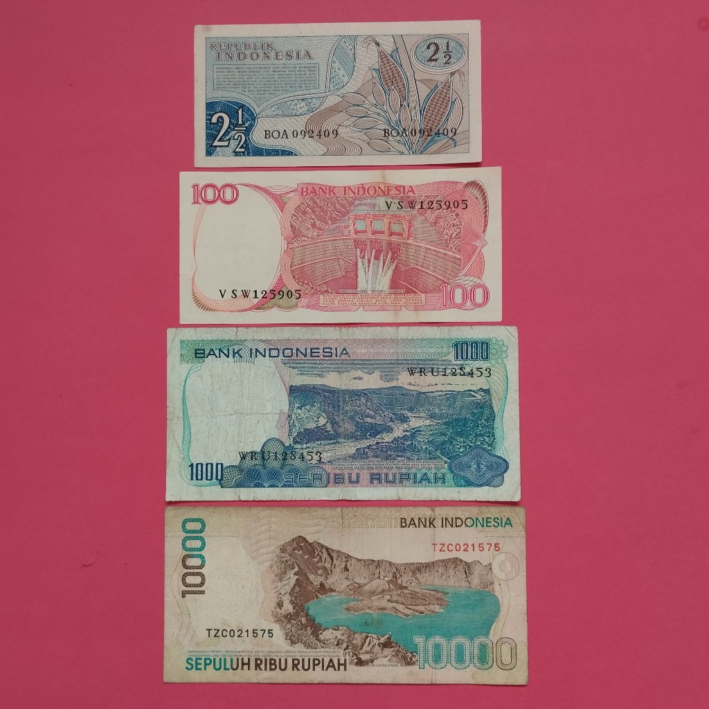 Uang Kuno Kertas Rp 2,5, Rp 100, Rp 1000 Dan Rp 10000 UK 065