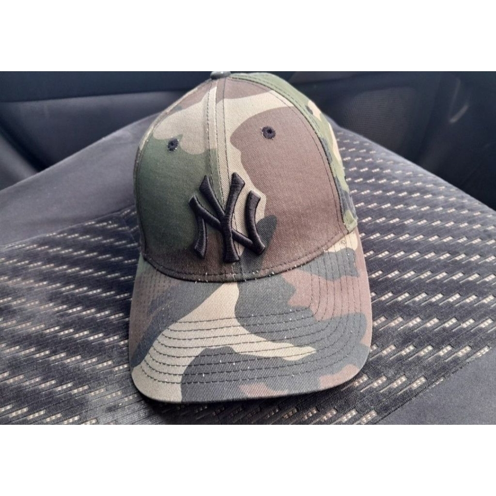 topi new era camo NY original