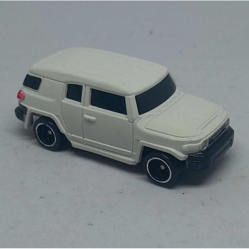 tomica cool drive toyota fj cruiser takara tomy diecast body plastik custom ban karet (t)