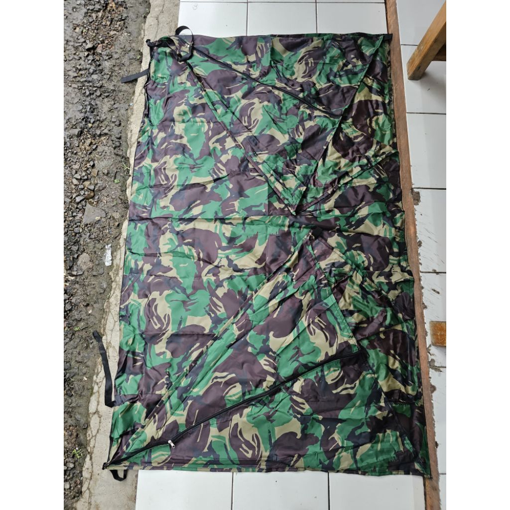 Tenda perorangan militer TNI AD