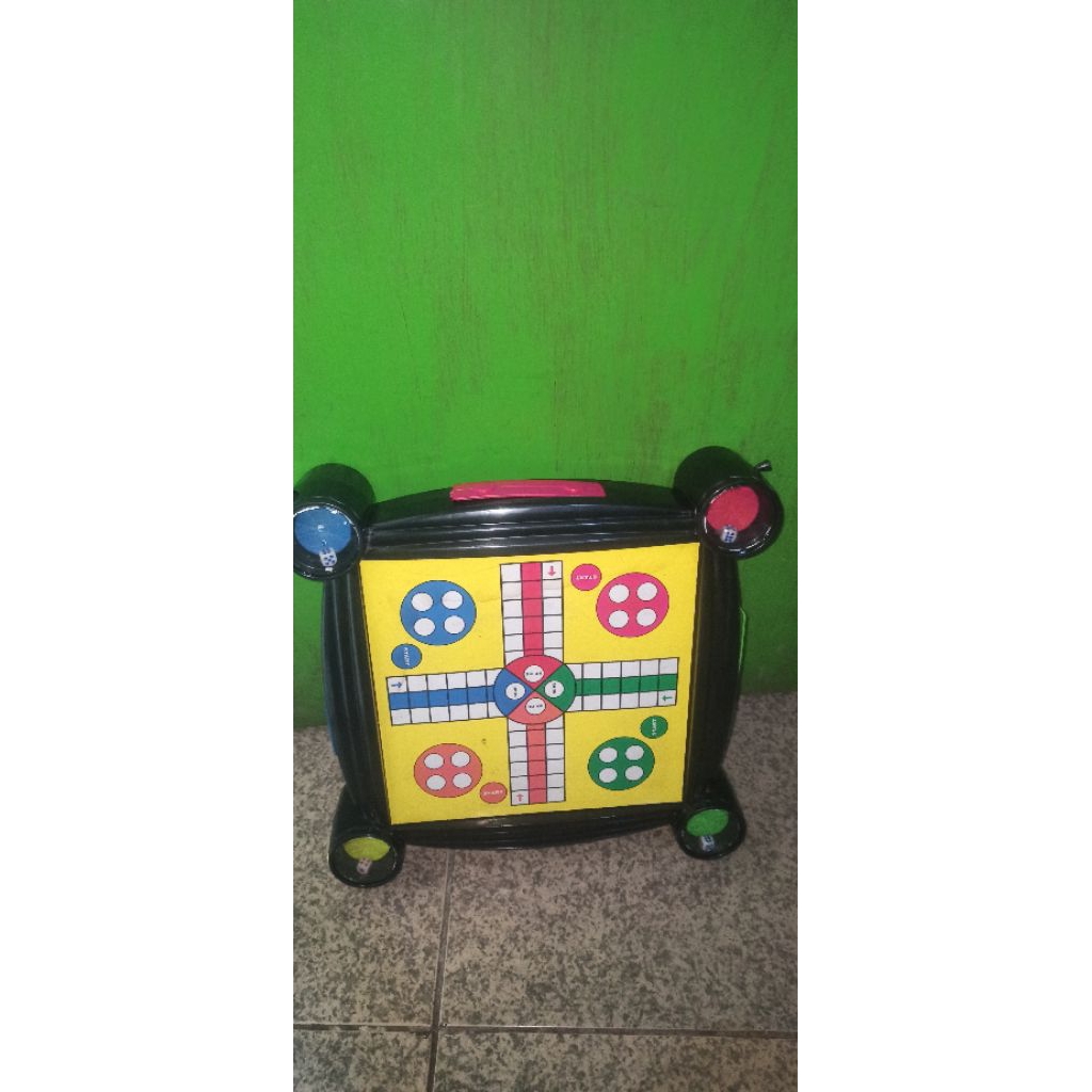 permainan papan Ludo