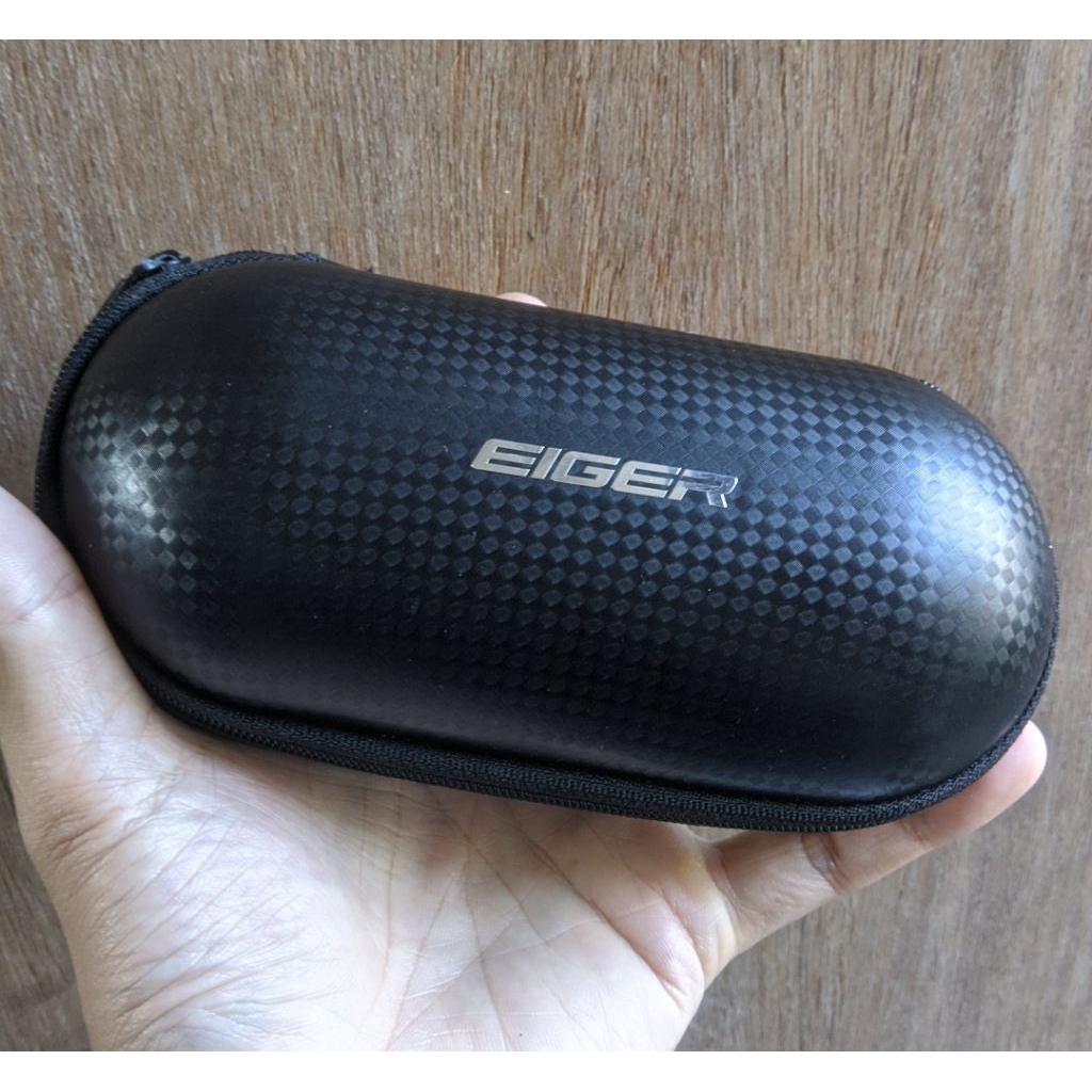 Eiger Original Tempat Kacamata Seken Masih Bagus