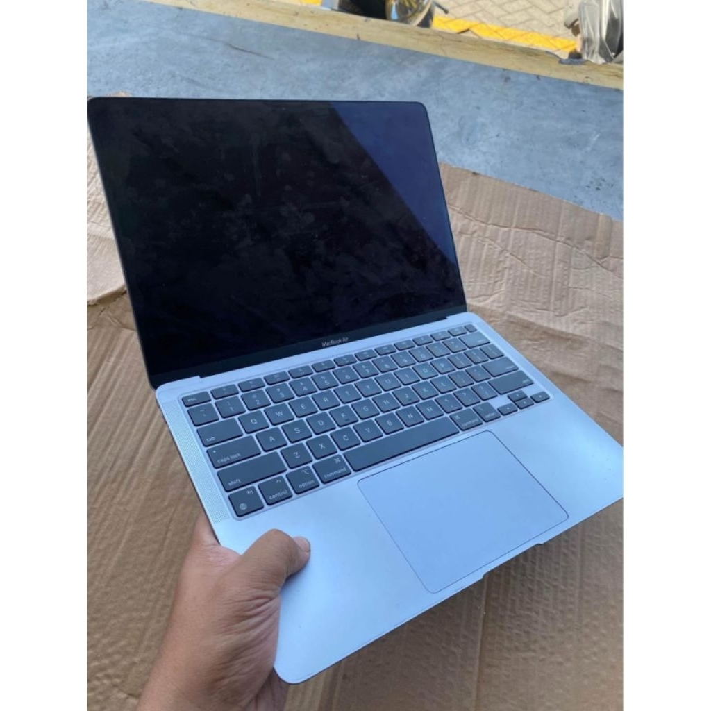 Macbook Air M1 8/256