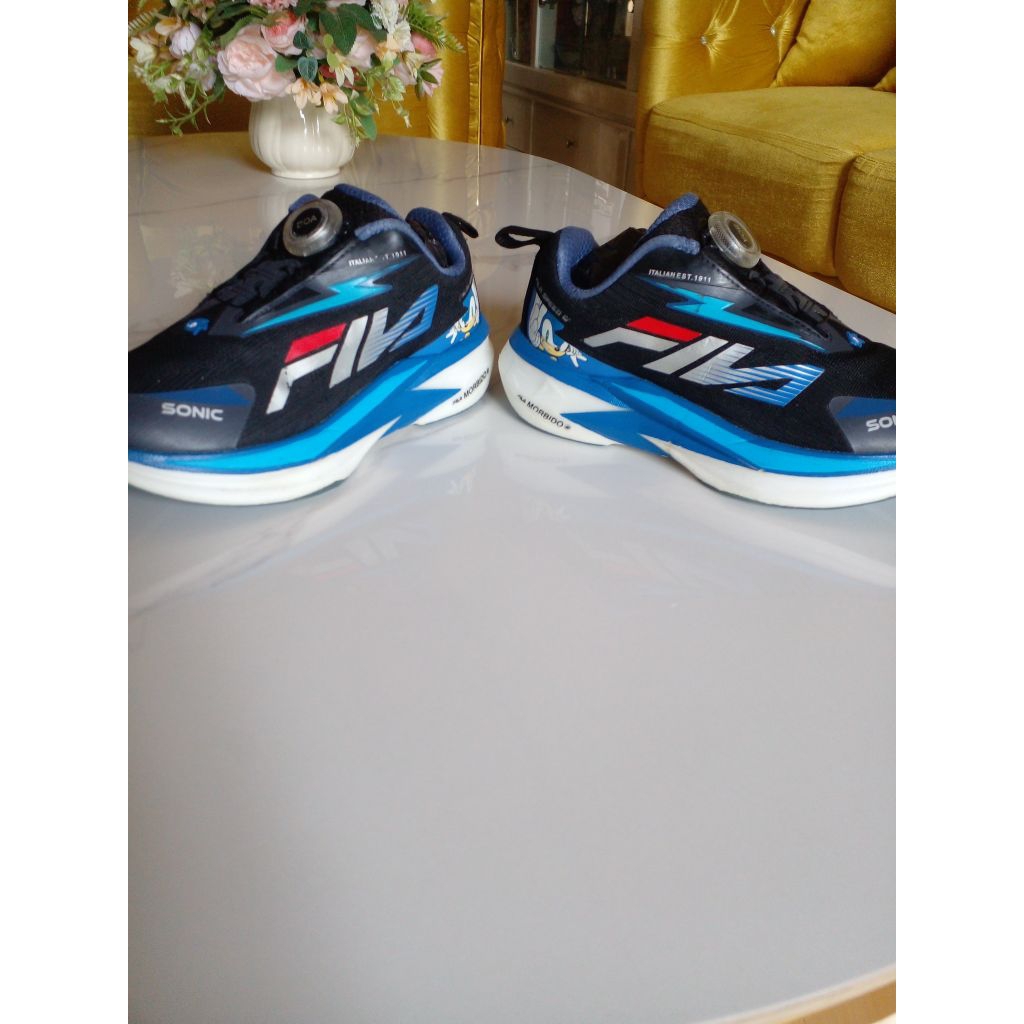 Sepatu Anak Fila x Sonic Size 33 Insole 20,5 cm Boa Carbon Preloved
