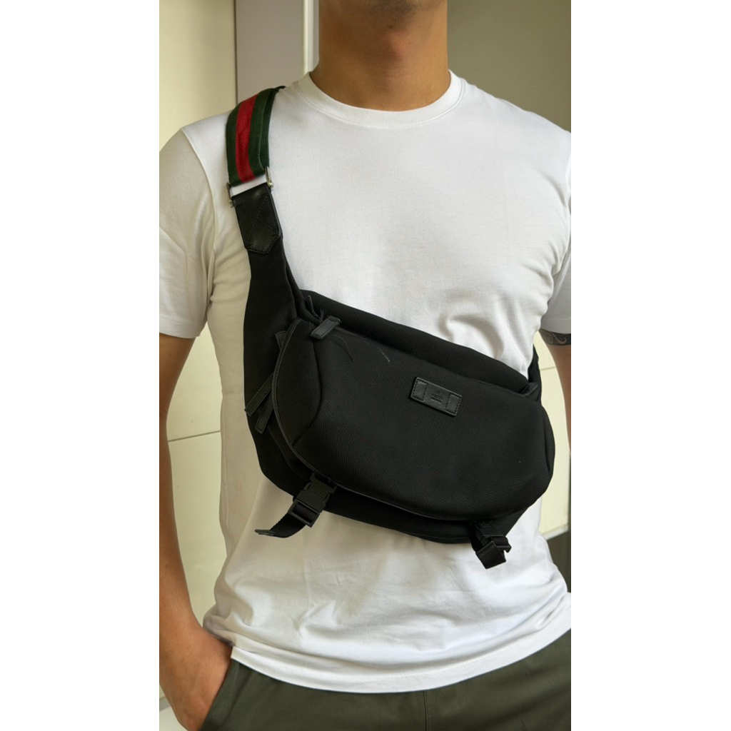 Gucci Sling Bag