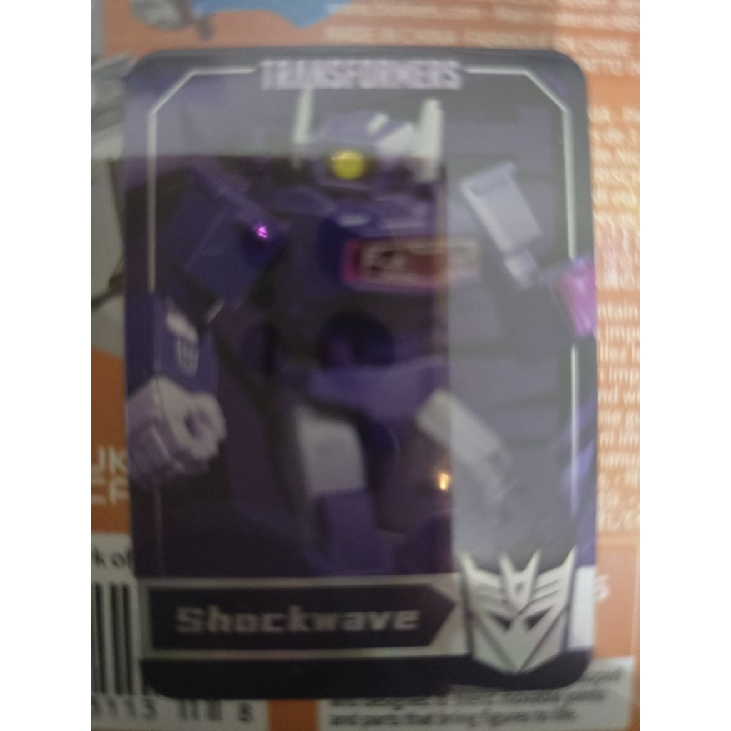 TRANSFORMERS SHOCKWAVE, VERSI MENYALA