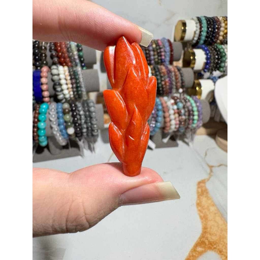 Liontin Giok Merah Flower