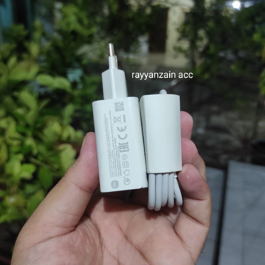 Charger xiaomi fast charging  22.5 watt Poco M3 Pro 5G dan Redmi 10 5G ( second bekas pakai )