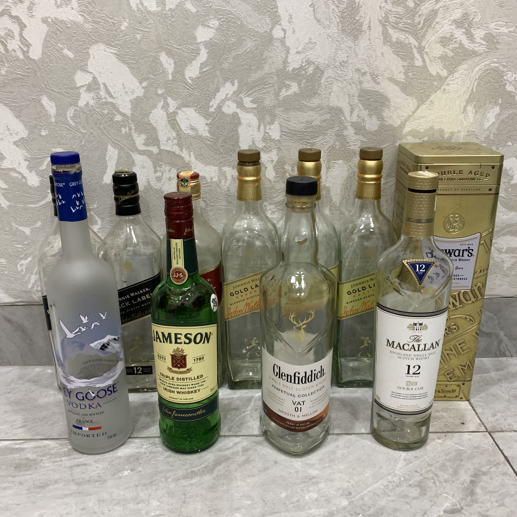 Botol bekas minuman keras miras botol kosong