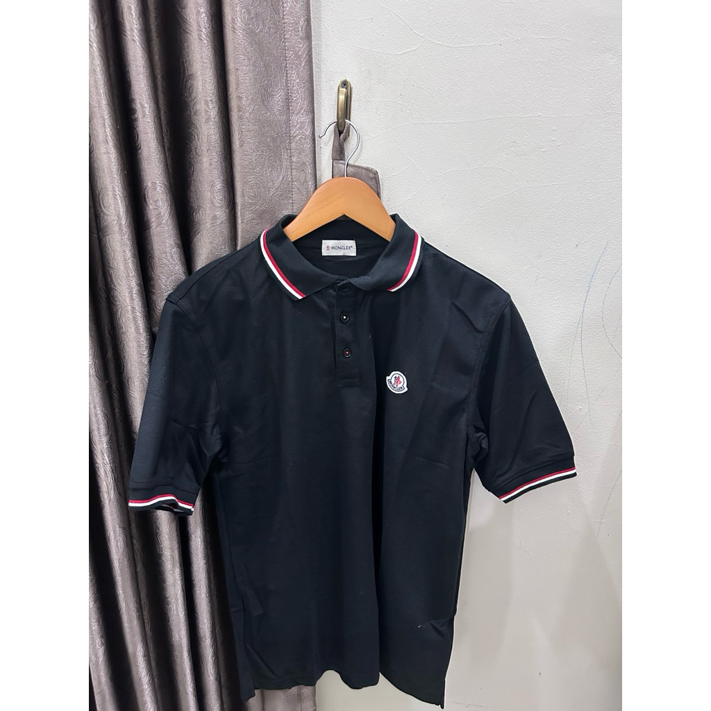 kaos moncler dan kemeja ami