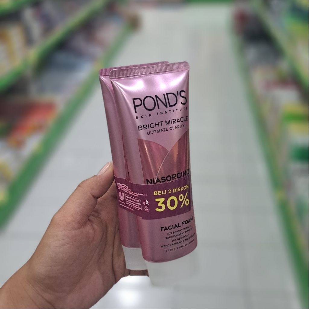 (PAKET BELI 2 LEBIH HEMAT) Ponds Bright Miracle Niasorcinol Facial foam pembersih muka 100ml x 2pcs 