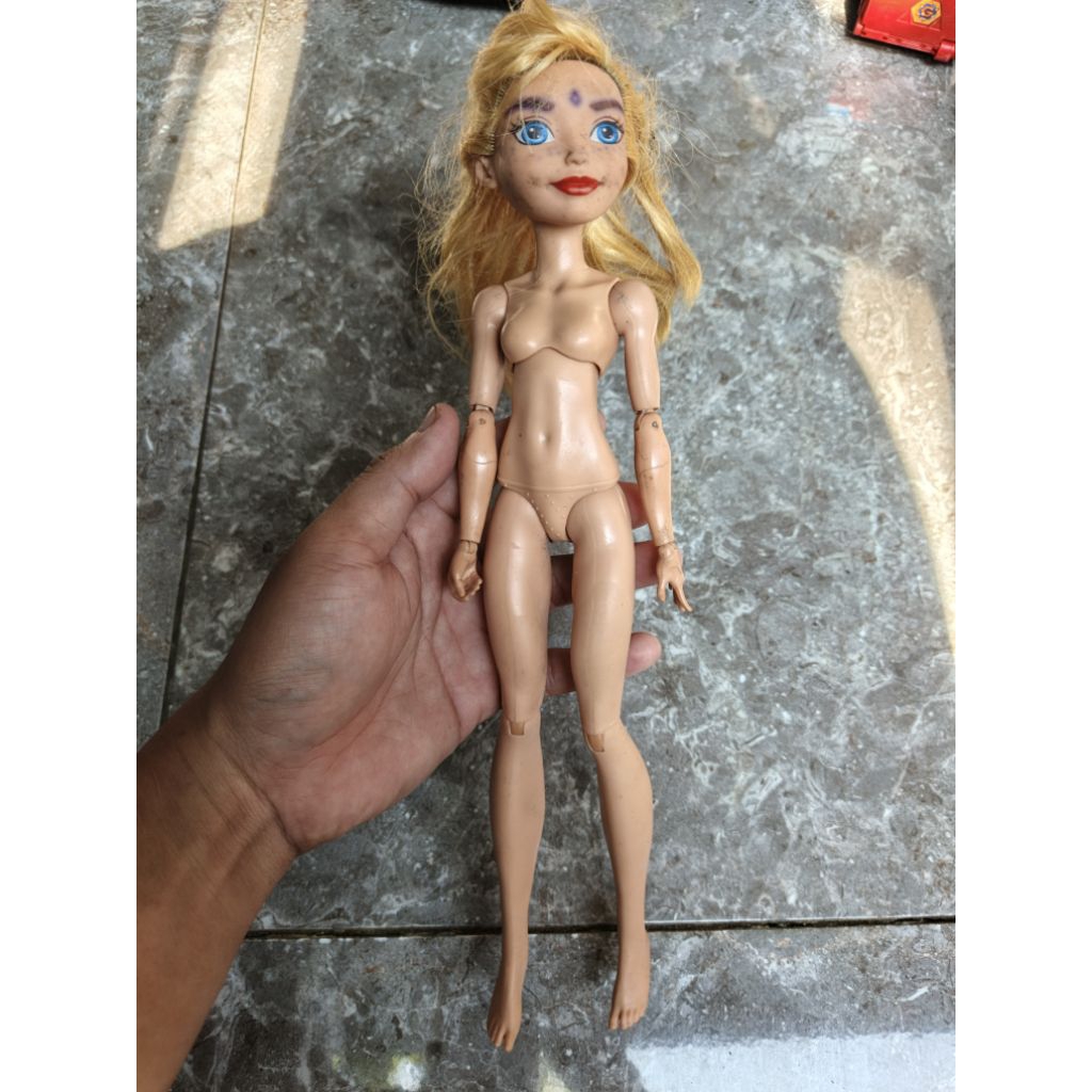 doll barbie artikulasi