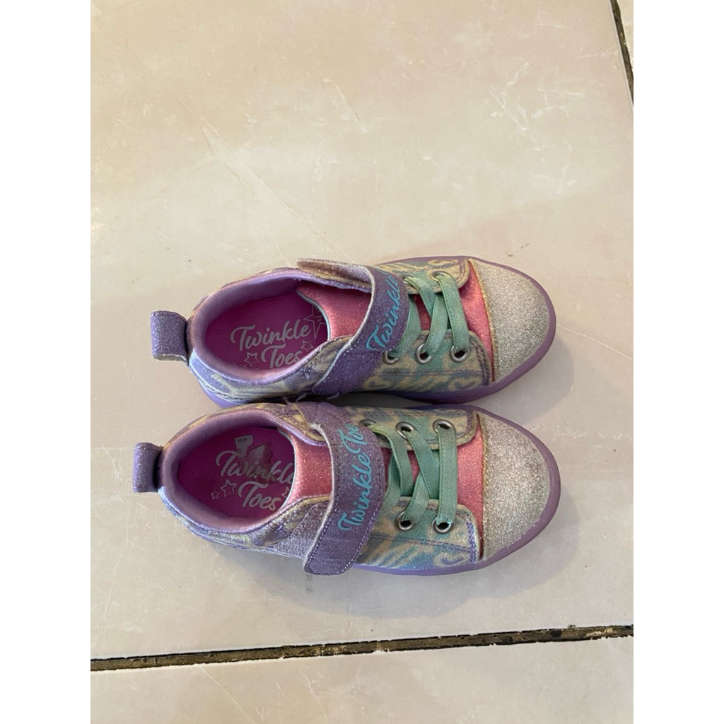 Skechers kids Preloved