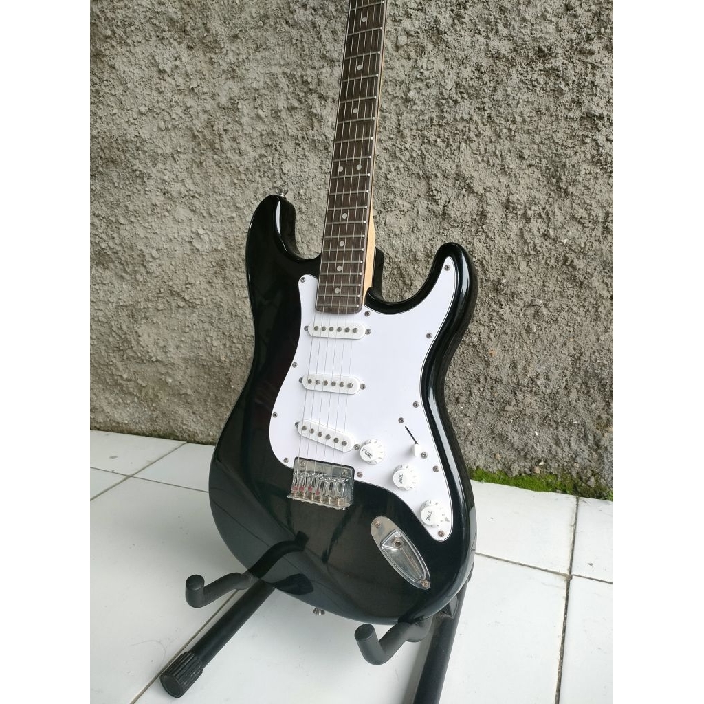 Squier Sonic Stratocaster