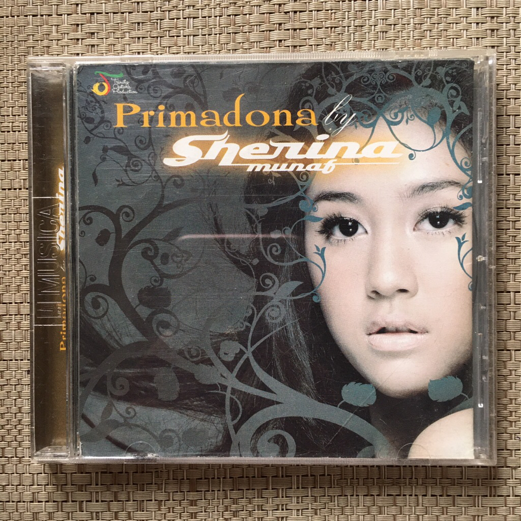 CD Sherina - Primadona