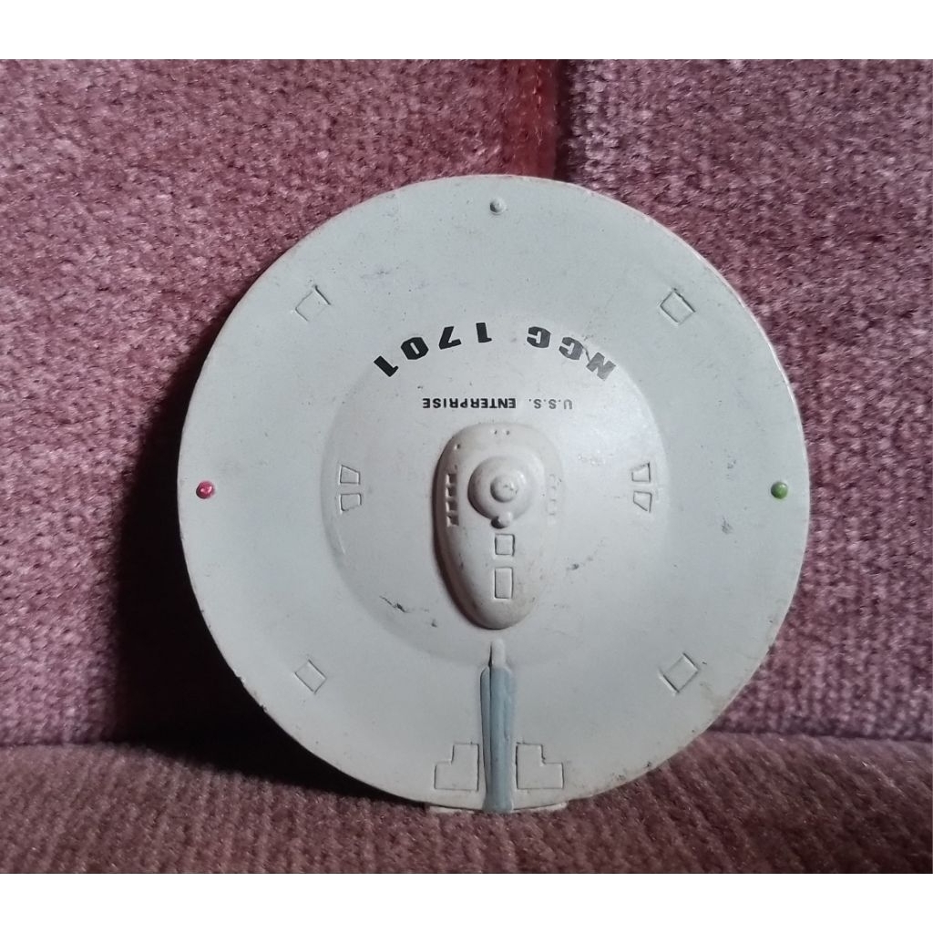 StarTrek Uss Enterprise saucer part mainan