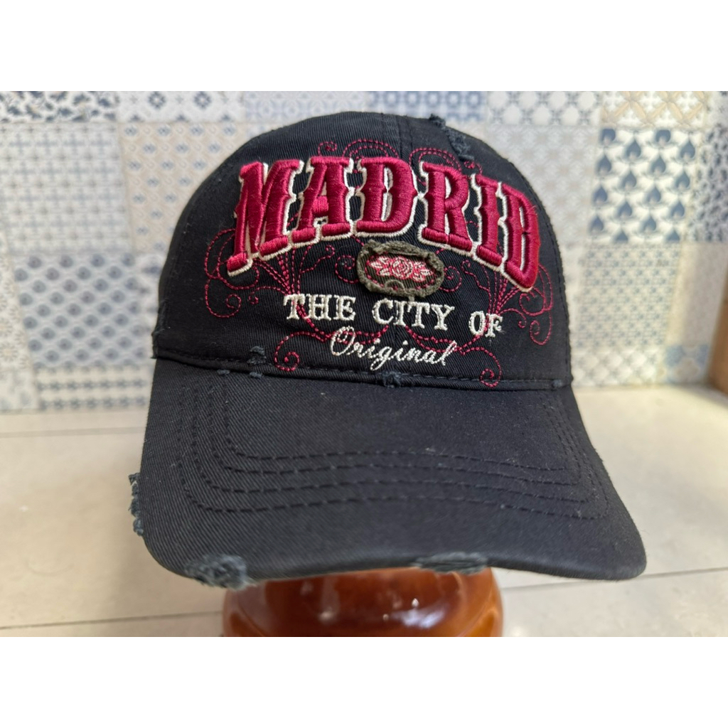 Topi Second Brand Branded Robin Ruth Madrid Ripped Cap Original Full Tag Furing