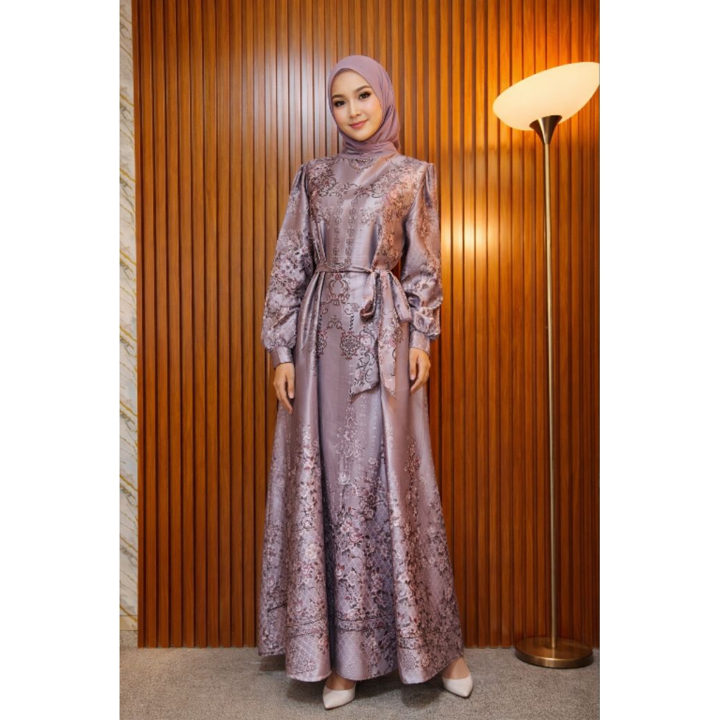 Gamis Silk Premium Motif Bunga Elegan
