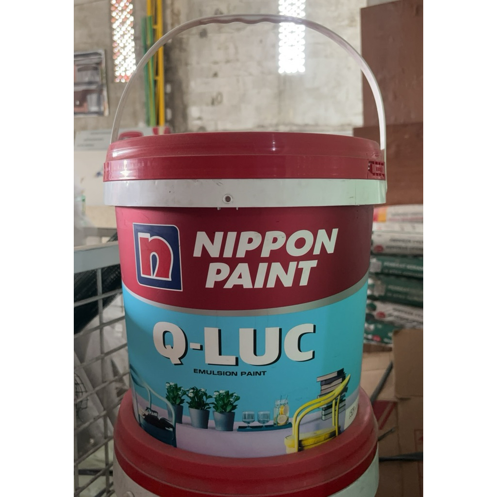 CAT TEMBOK QLUC INTERIOR Q-LUC 18kg PUTIH CREAM LILY WHITE NIPPON PAINT QLUC