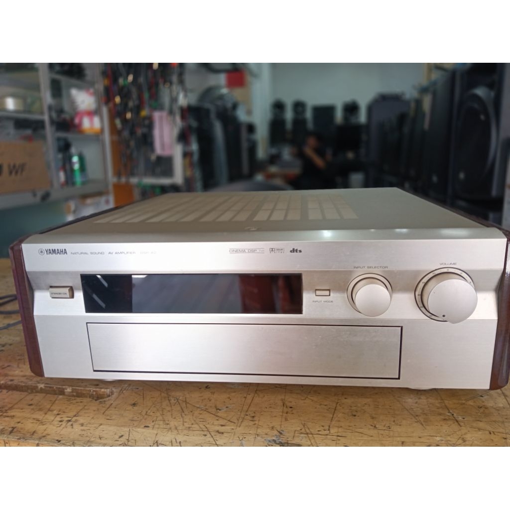 AMPLIFIER YAMAHA DSP-2A