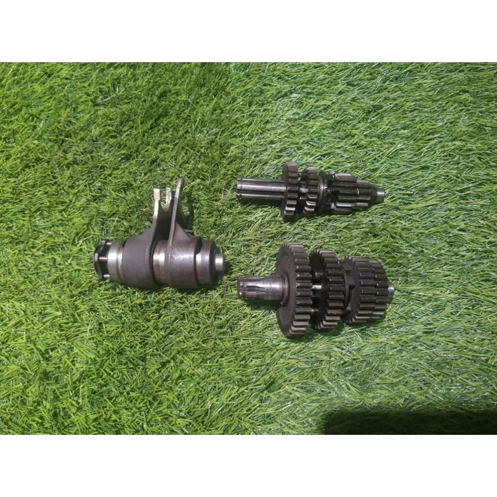 gear gigi rasio ratio transmisi set tossa jialing kancil 4 speed bahan rasio 4 speed honda c70 c700 