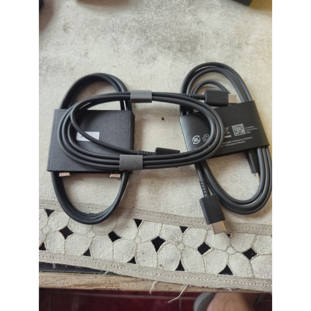 kabel data original bawaan hp samsung