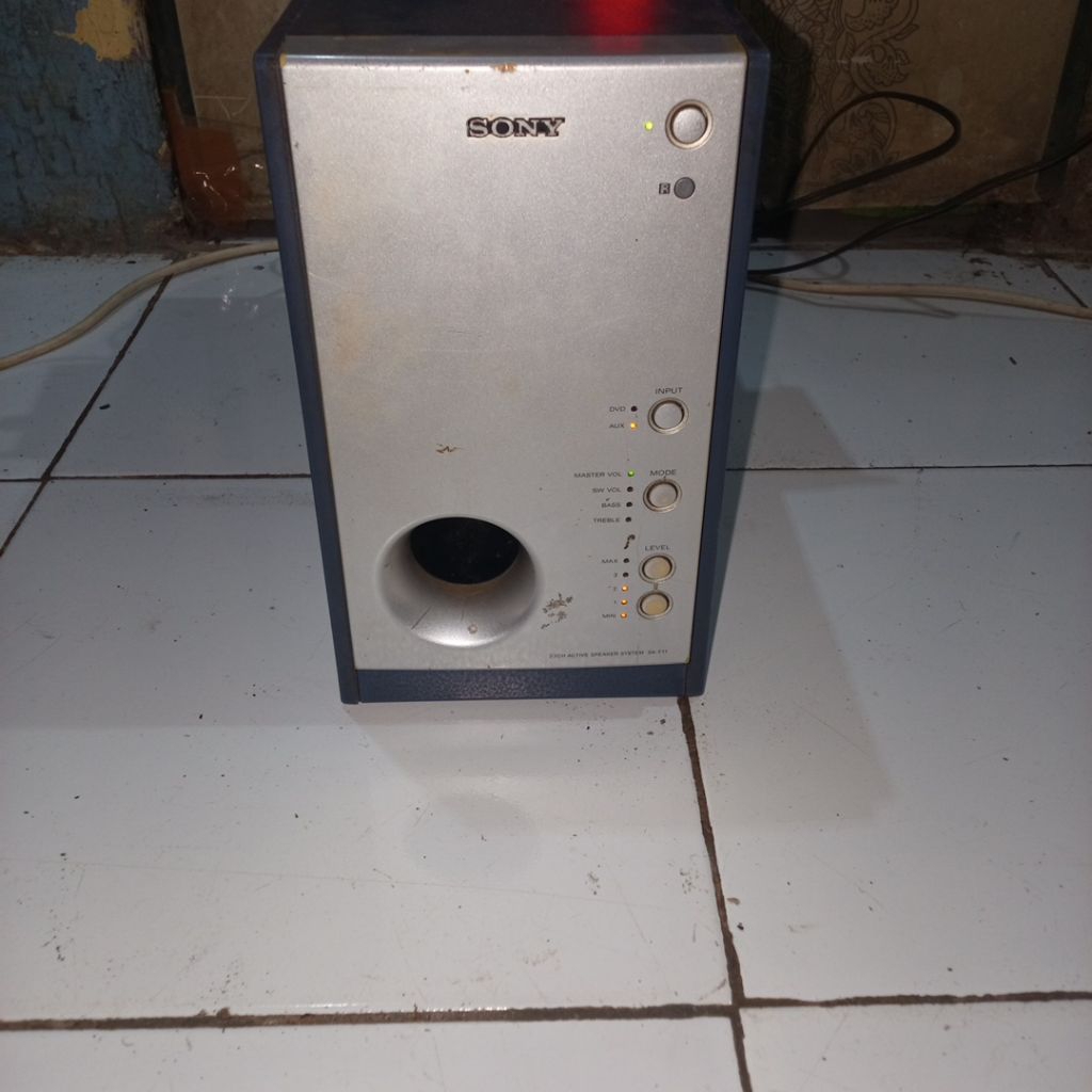 spiker subwoofer aktif Sony rusak
