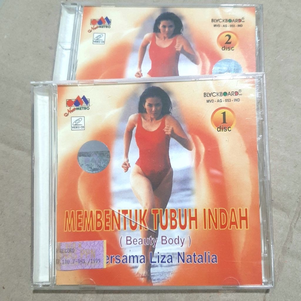 vcd Membentuk Tubuh Indah bersama  Liza Natalia