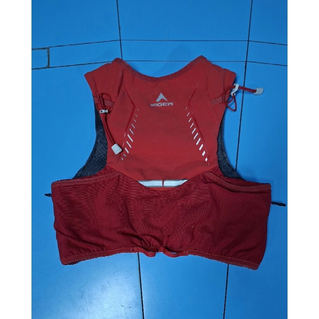 Running vest Eiger Flowmotion 5L