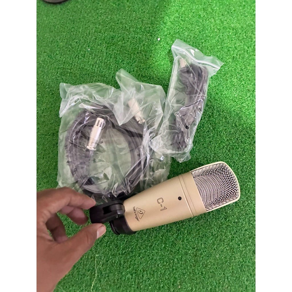 Mic Behringer C1 Baru