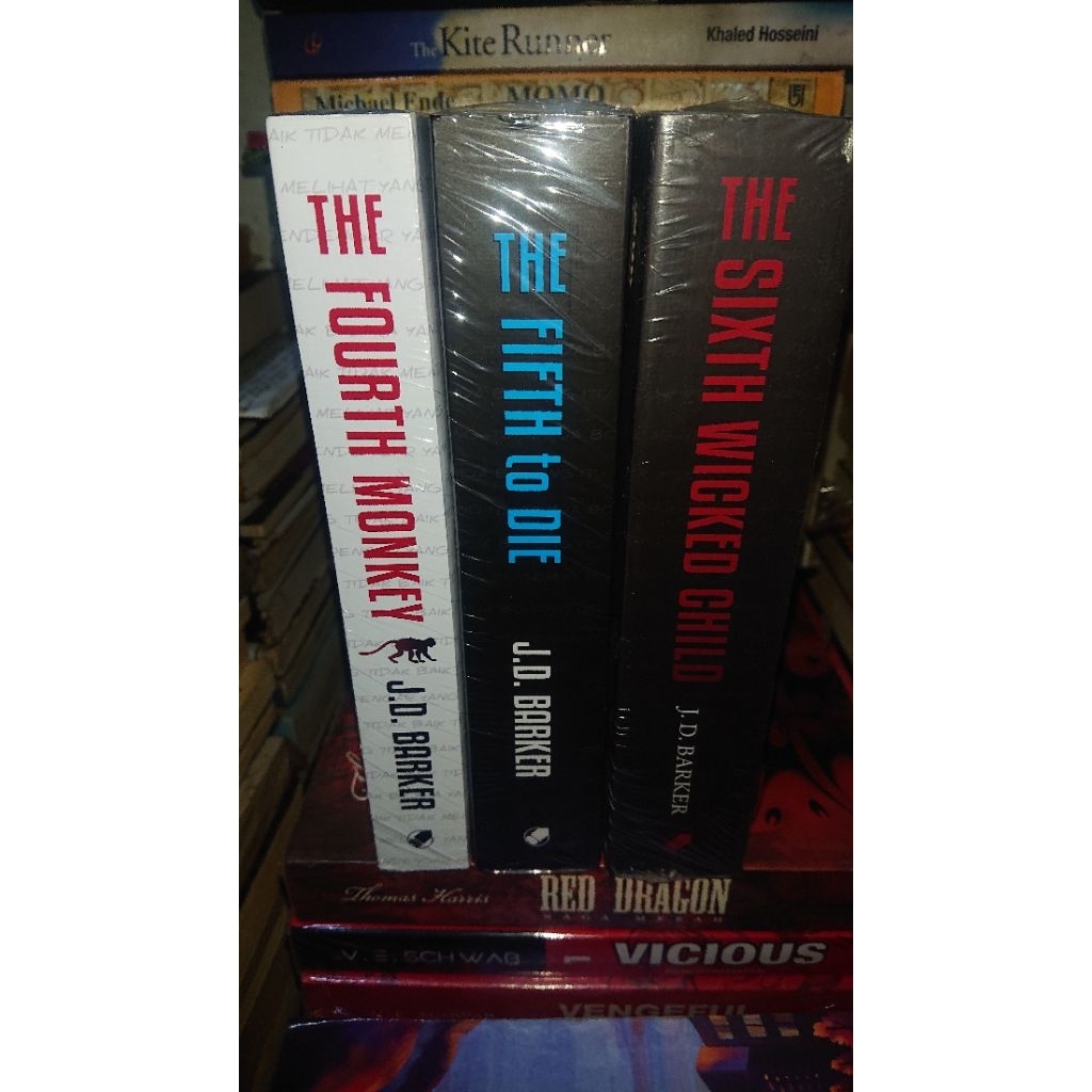 J.D. Barker - The Fourt Monkey | The Fifth to Die | The Sixth Wicked Child