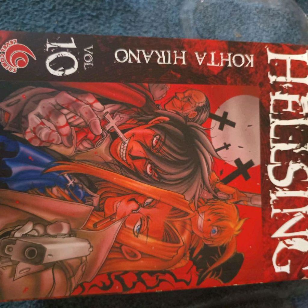 Jual Komik / Manga Hellsing full set lengkap 1-10